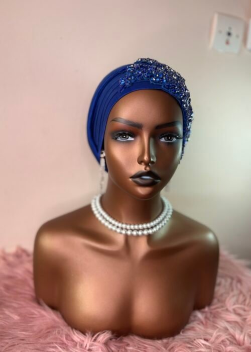 BONNET DÉCORÉ bleu roi